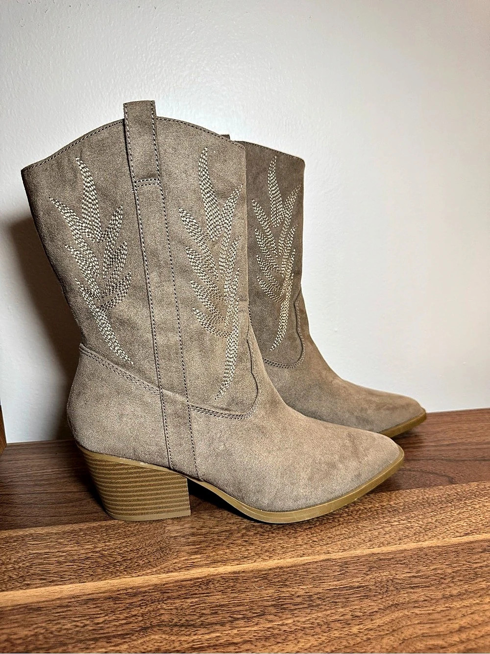 Report Faux Suede Mid-Calf Western Boots US 7.5